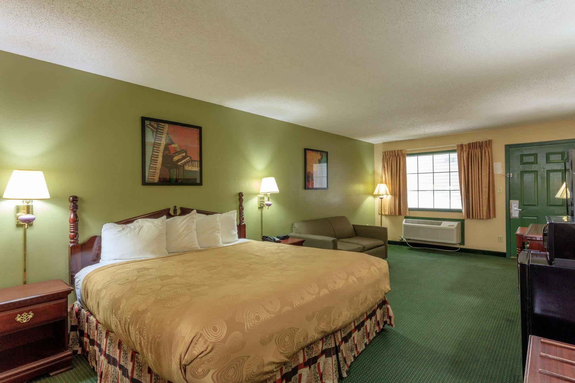 Angel Inn Near Imax, A Travelodge By Wyndham Branson Eksteriør billede